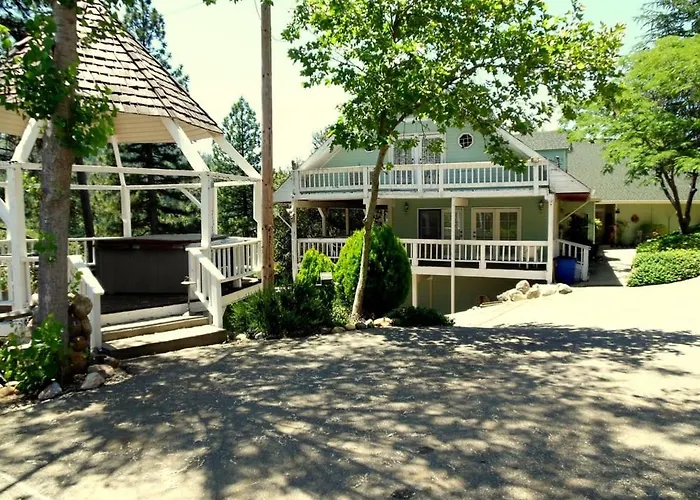Groveland Cheap Hotels