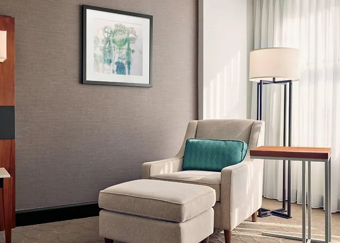 Menomonee Falls Cheap Hotels