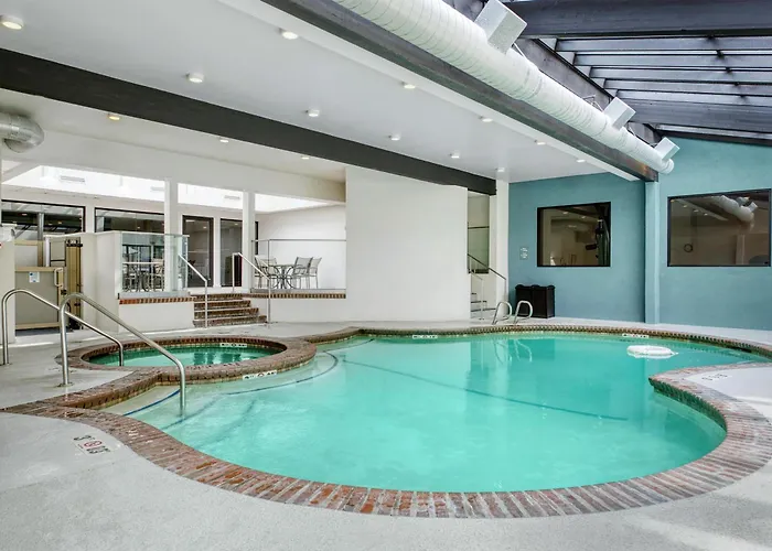 Spanaway Cheap Hotels