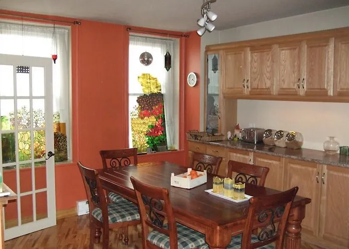 Quebec City Cheap Hotels
